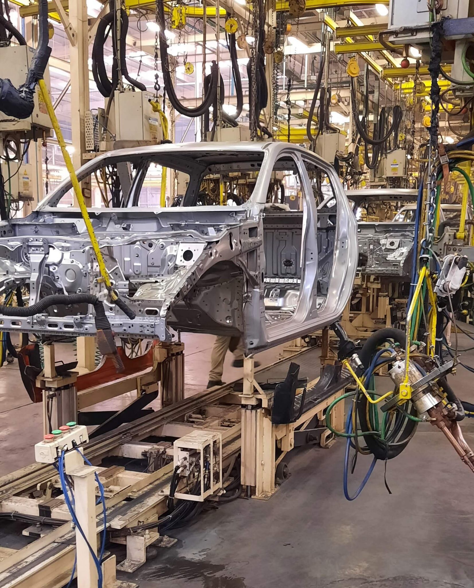 HPE – HPE Automotores is the official representative of the Mitsubishi ...